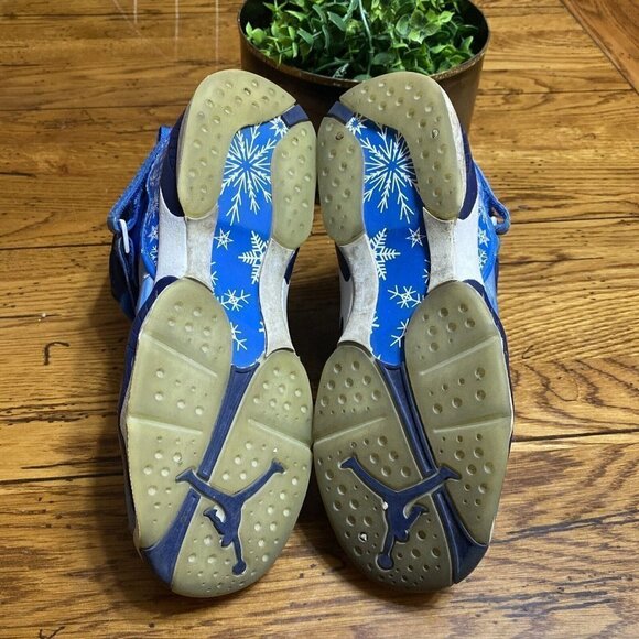 KID'S Jordan 8 Retro 'Snow Blizzard' (GS) Size 4Y - Picture 8 of 11